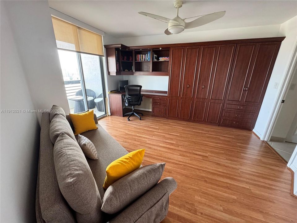 В аренду: $3,450 (2 спален, 2 ванн, 1181 Квадратных фут)