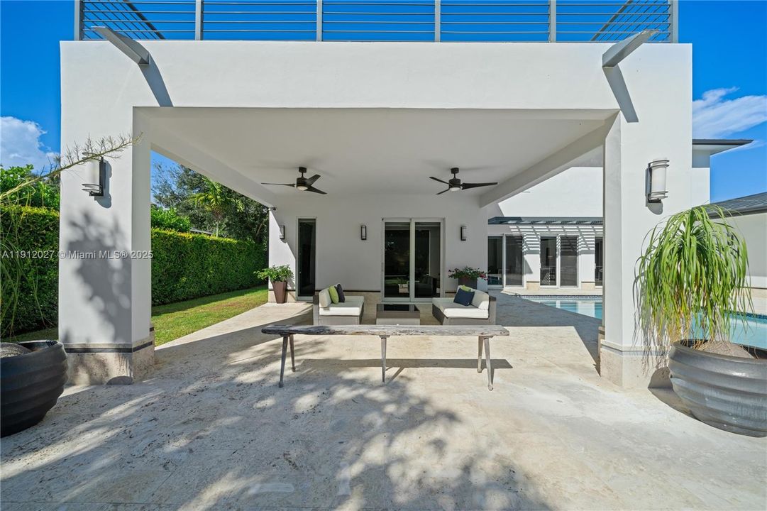 For Sale: $3,695,000 (5 beds, 5 baths, 3848 Square Feet)