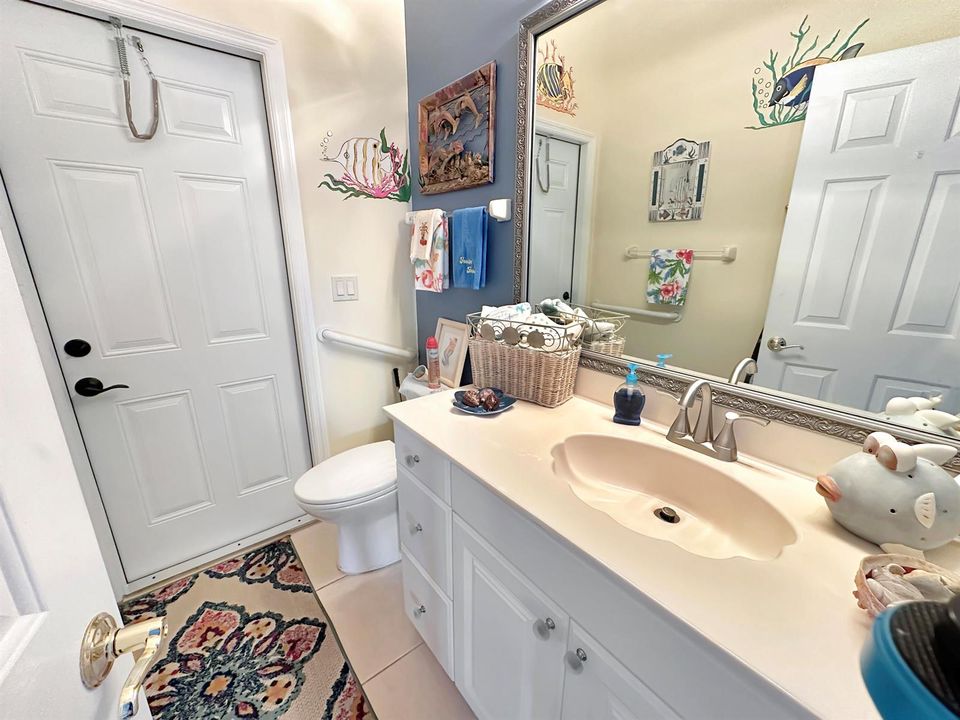 Half bath (cabana bath)
