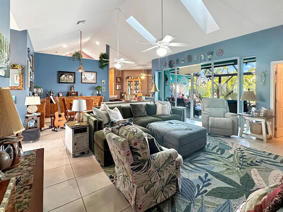Living dining