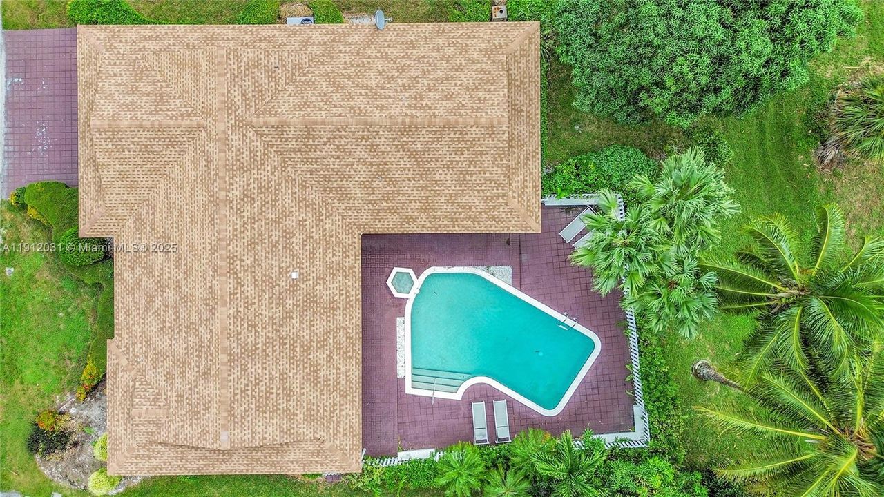 待售: $780,000 (4 贝兹, 3 浴室, 2225 平方英尺)