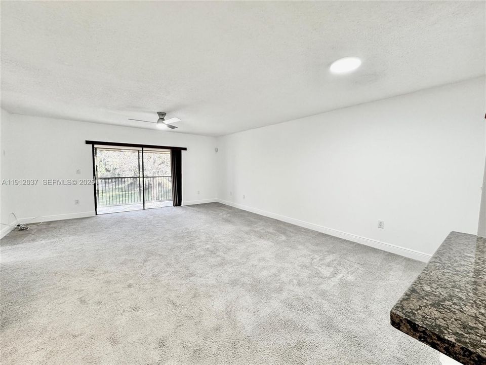 В аренду: $2,350 (2 спален, 2 ванн, 1080 Квадратных фут)