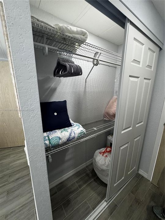 For Rent: $6,000 (3 beds, 3 baths, 1300 Square Feet)