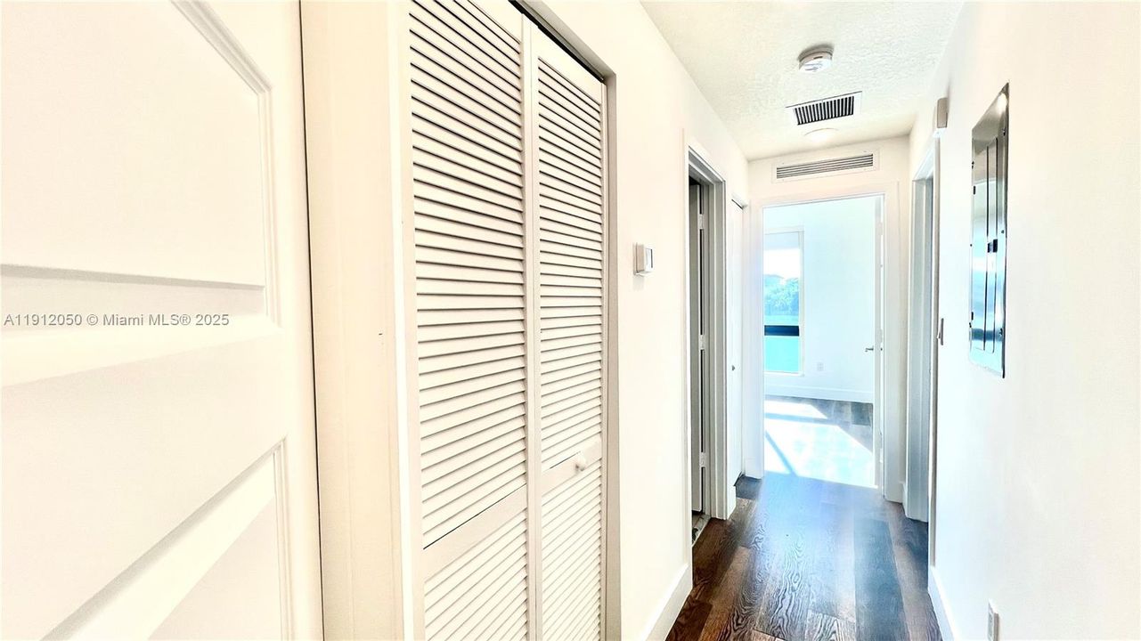 For Rent: $3,700 (3 beds, 2 baths, 1431 Square Feet)