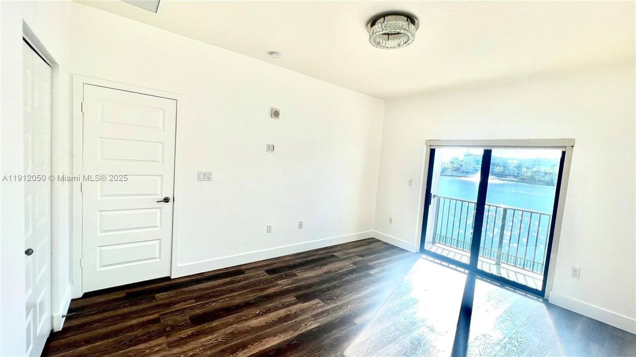 For Rent: $3,700 (3 beds, 2 baths, 1431 Square Feet)