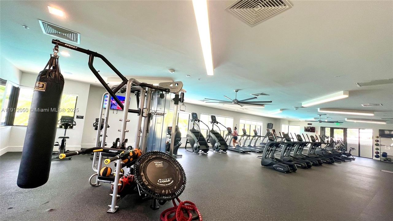 For Rent: $3,700 (3 beds, 2 baths, 1431 Square Feet)