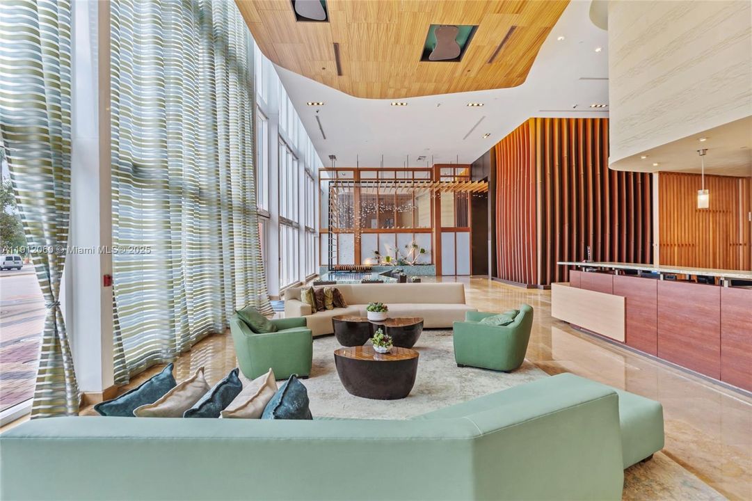 En Venta: $885,000 (2 camas, 2 baños, 1357 Pies cuadrados)