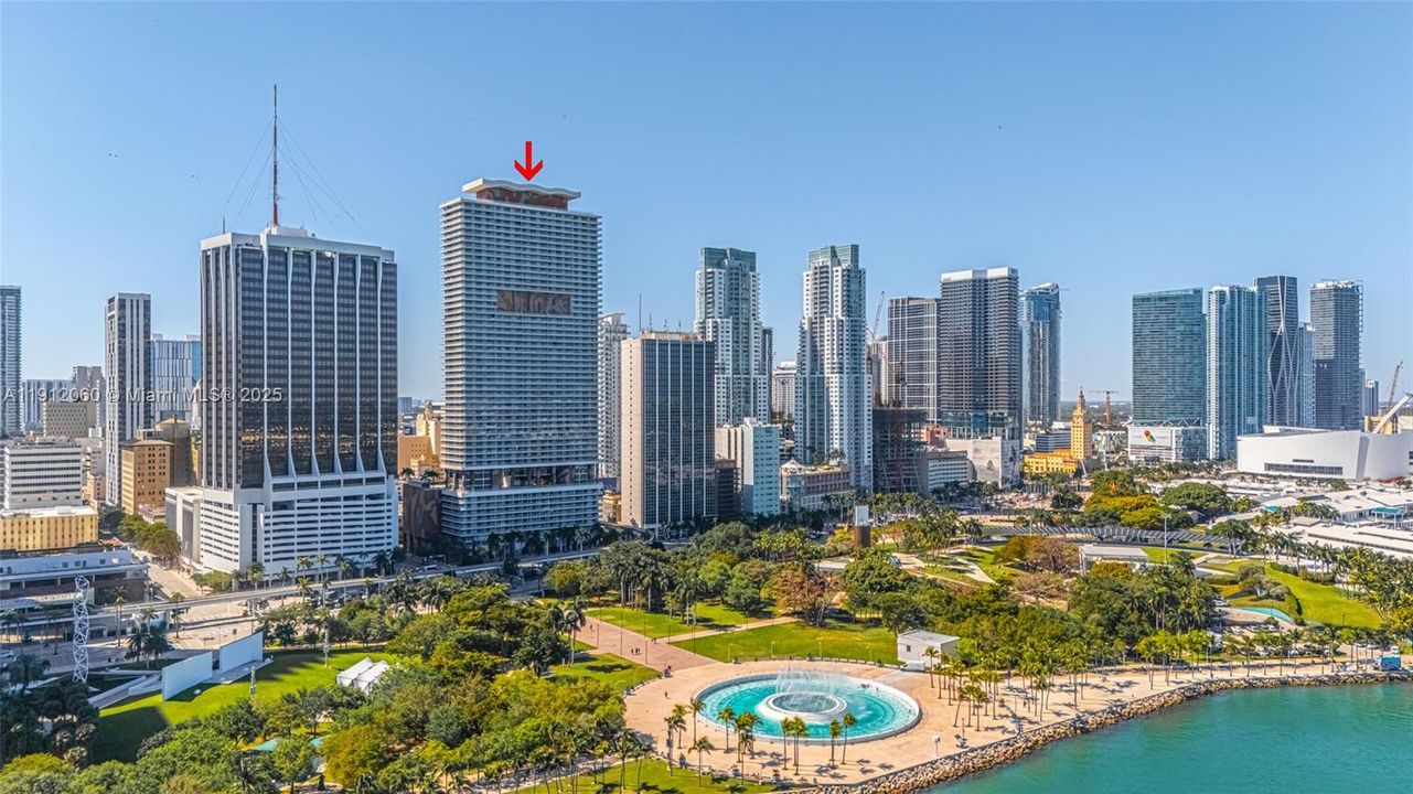 En Venta: $885,000 (2 camas, 2 baños, 1357 Pies cuadrados)