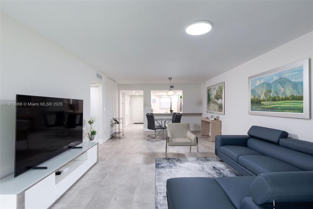 Под контрактом: $3,000 (2 спален, 2 ванн, 1292 Квадратных фут)