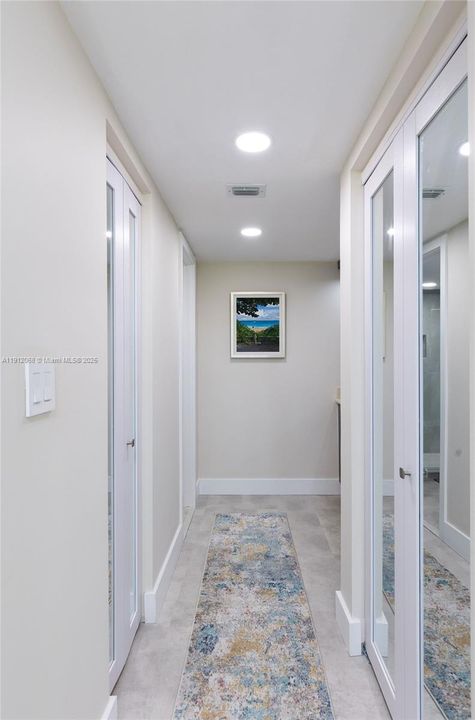 Под контрактом: $3,000 (2 спален, 2 ванн, 1292 Квадратных фут)