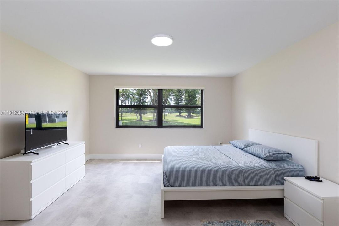 Под контрактом: $3,000 (2 спален, 2 ванн, 1292 Квадратных фут)