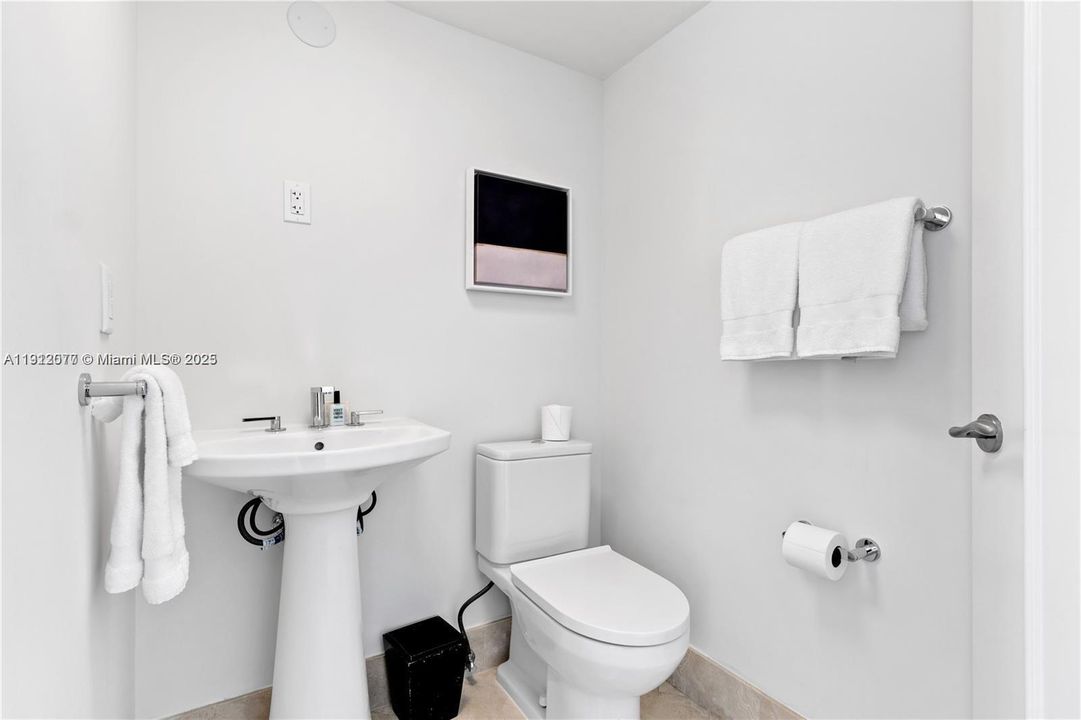 На продажу: $1,550,000 (1 спален, 2 ванн, 980 Квадратных фут)