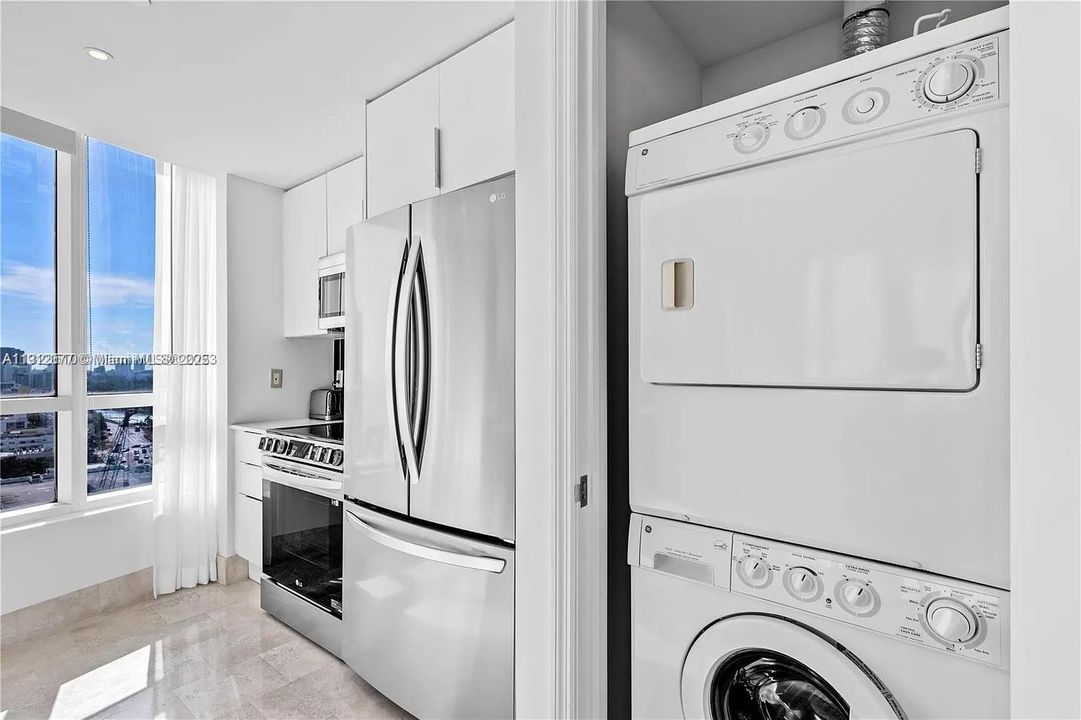 На продажу: $1,550,000 (1 спален, 2 ванн, 980 Квадратных фут)