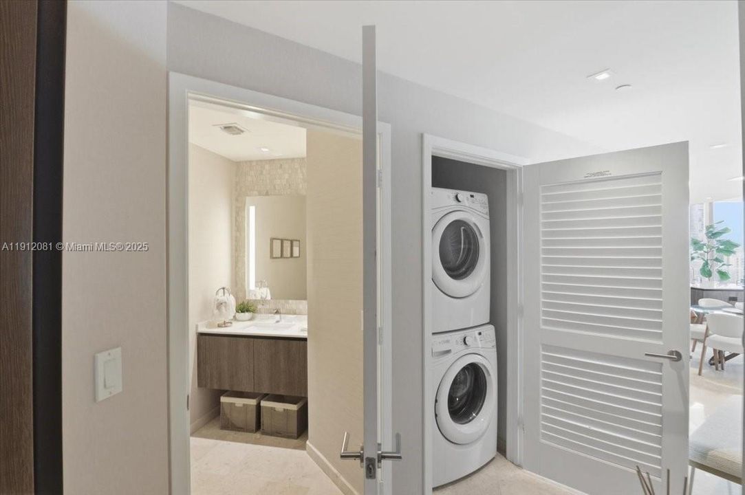 Active With Contract: $1,150,000 (2 beds, 2 baths, 1264 Square Feet)