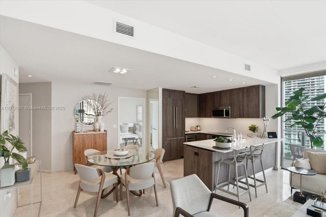 Active With Contract: $1,150,000 (2 beds, 2 baths, 1264 Square Feet)