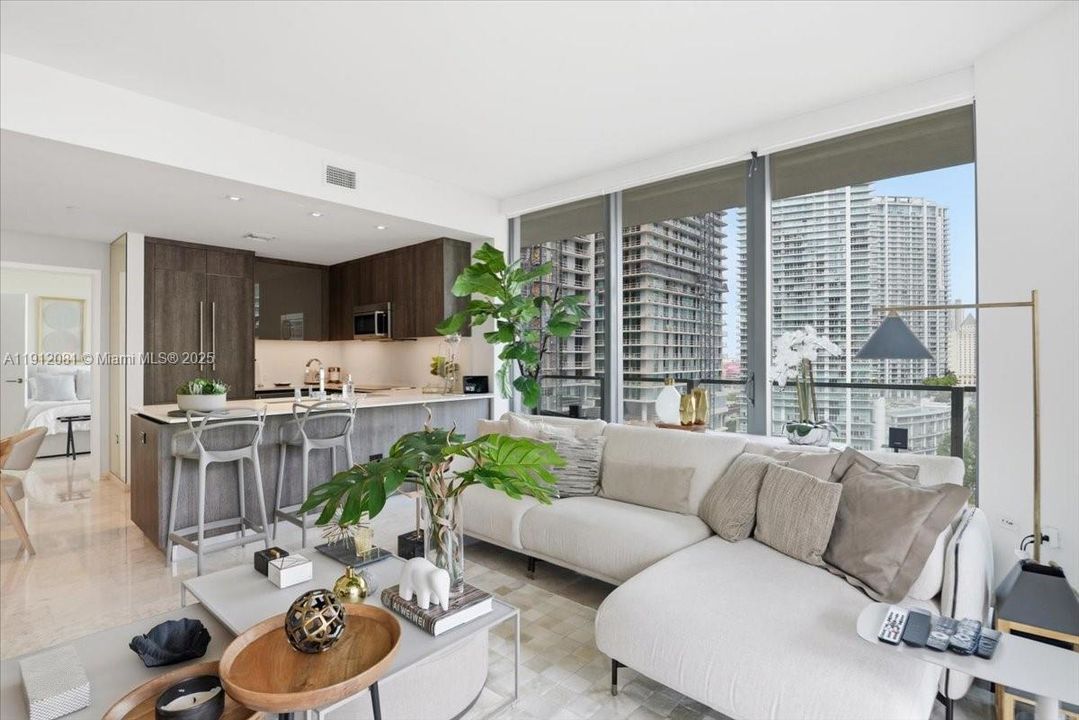Active With Contract: $1,150,000 (2 beds, 2 baths, 1264 Square Feet)