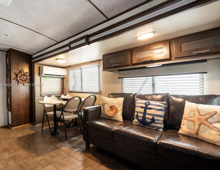 For Rent: $2,300 (2 beds, 1 baths, 0 Square Feet)