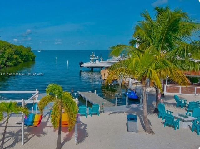 For Rent: $2,300 (2 beds, 1 baths, 0 Square Feet)