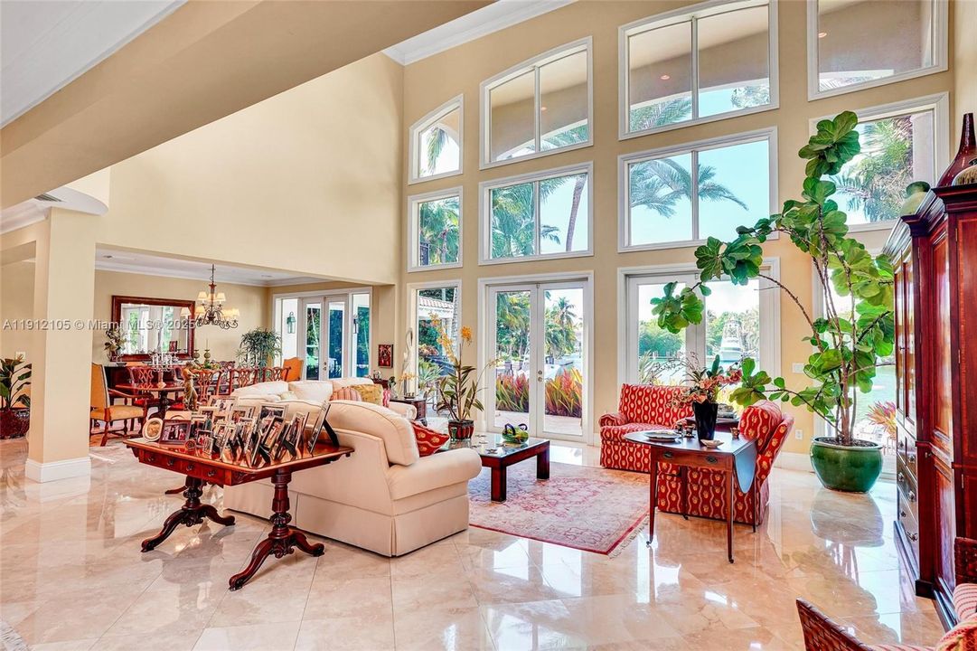 For Sale: $21,950,000 (7 beds, 7 baths, 6497 Square Feet)