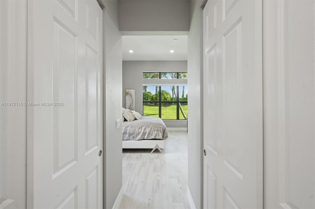 For Sale: $849,000 (3 beds, 2 baths, 2560 Square Feet)