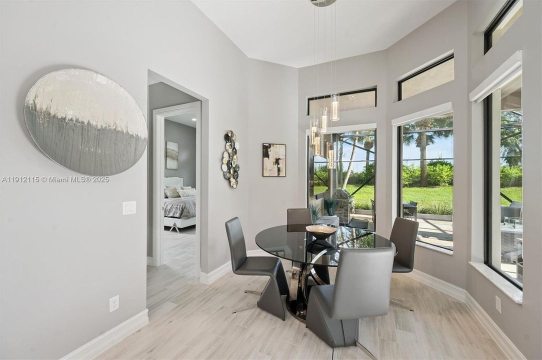 For Sale: $849,000 (3 beds, 2 baths, 2560 Square Feet)