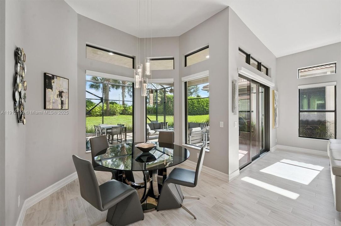 For Sale: $849,000 (3 beds, 2 baths, 2560 Square Feet)