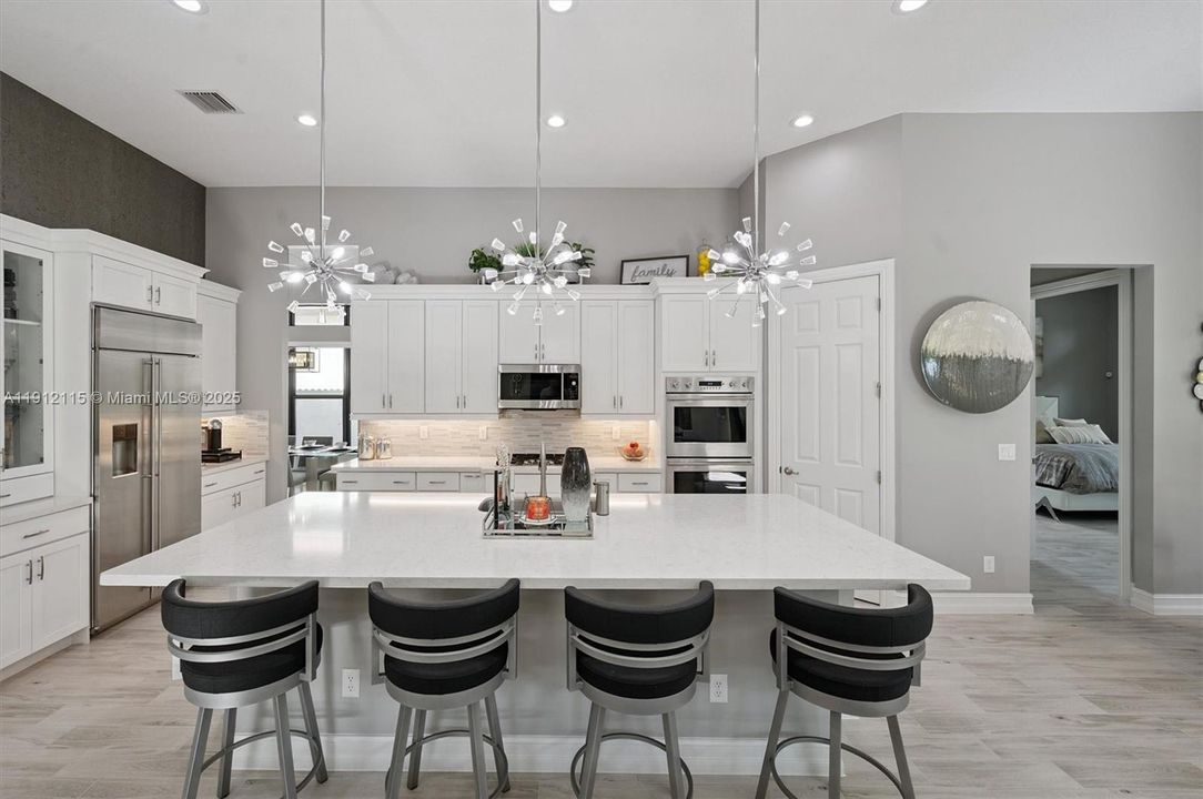 For Sale: $849,000 (3 beds, 2 baths, 2560 Square Feet)