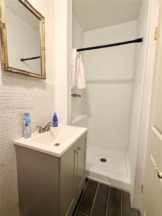 For Sale: $1,255,000 (4 beds, 3 baths, 2167 Square Feet)