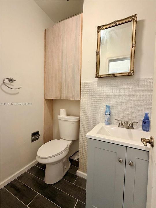 For Sale: $1,255,000 (4 beds, 3 baths, 2167 Square Feet)