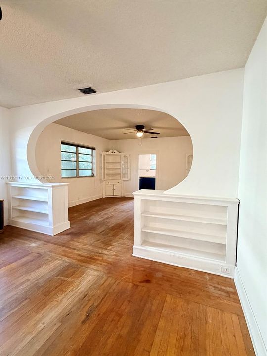 For Sale: $1,255,000 (4 beds, 3 baths, 2167 Square Feet)