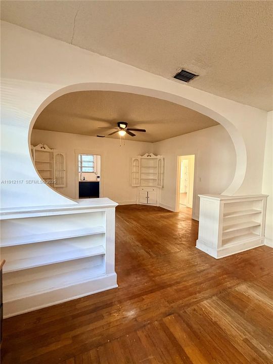 For Sale: $1,255,000 (4 beds, 3 baths, 2167 Square Feet)