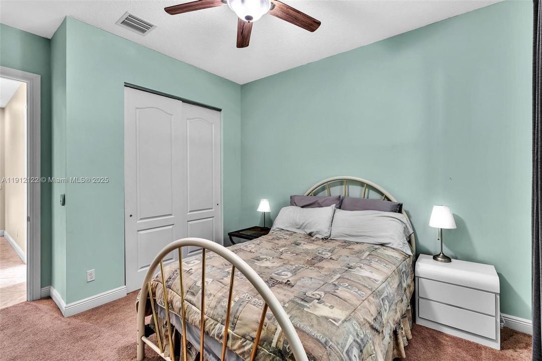 待售: $975,000 (3 贝兹, 2 浴室, 2307 平方英尺)