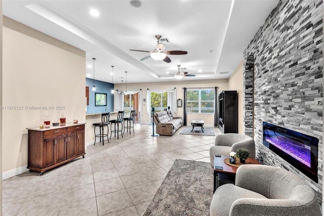 待售: $975,000 (3 贝兹, 2 浴室, 2307 平方英尺)