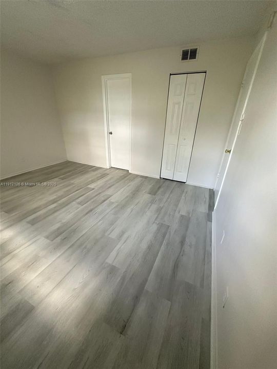 For Rent: $1,525 (1 beds, 1 baths, 750 Square Feet)
