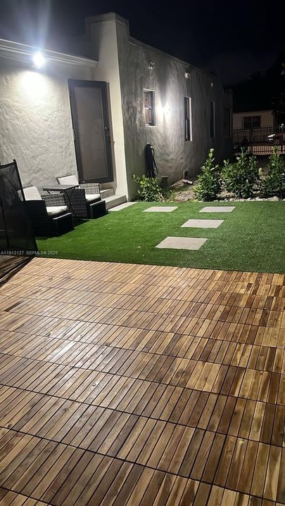 На продажу: $795,000 (3 спален, 2 ванн, 992 Квадратных фут)