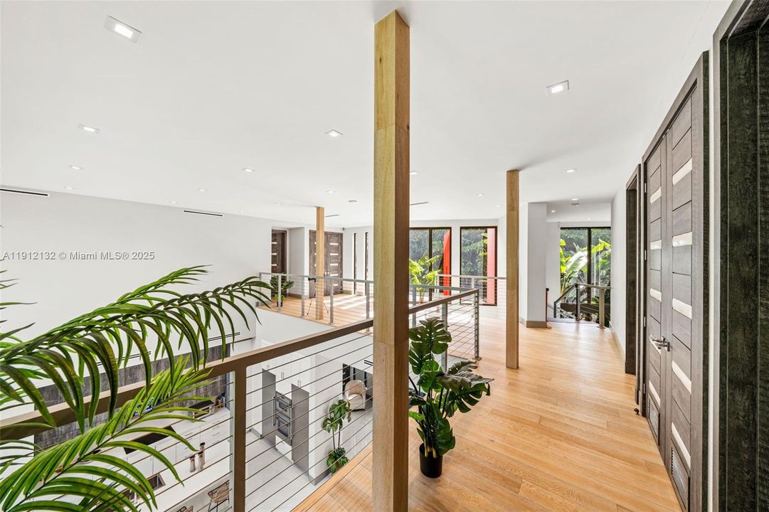 For Sale: $4,995,000 (5 beds, 4 baths, 5259 Square Feet)