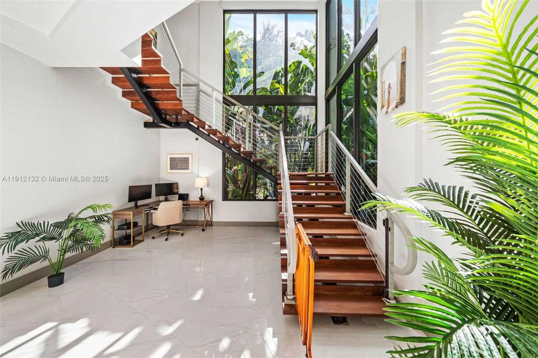 For Sale: $4,995,000 (5 beds, 4 baths, 5259 Square Feet)