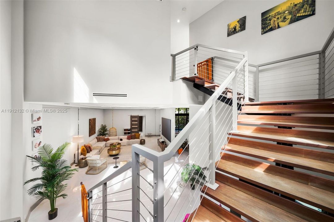 For Sale: $4,995,000 (5 beds, 4 baths, 5259 Square Feet)