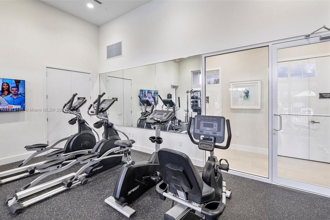 На продажу: $769,000 (3 спален, 2 ванн, 1624 Квадратных фут)