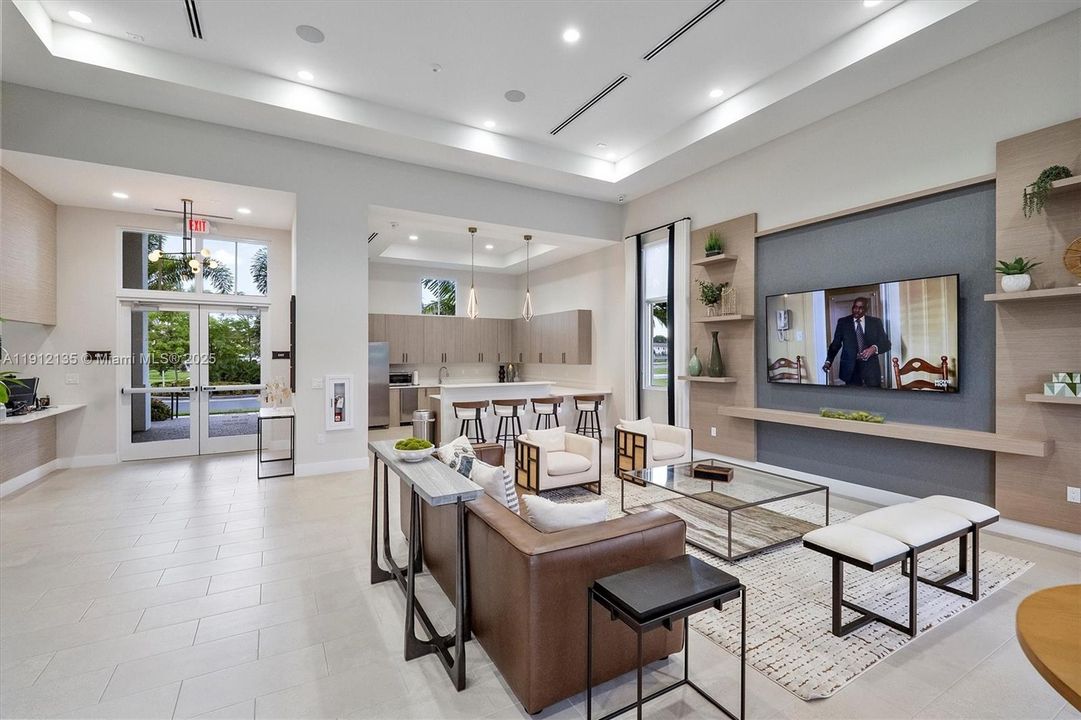 На продажу: $769,000 (3 спален, 2 ванн, 1624 Квадратных фут)