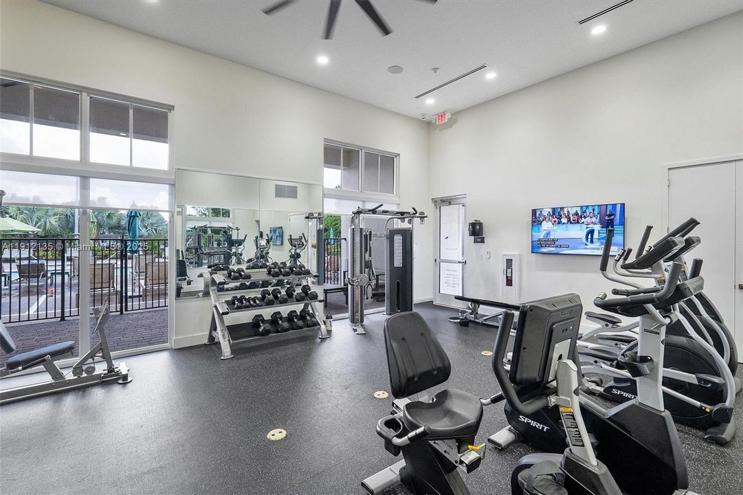 На продажу: $769,000 (3 спален, 2 ванн, 1624 Квадратных фут)