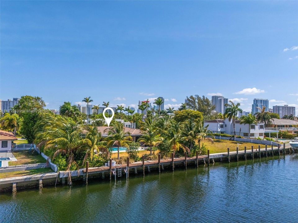 En Renta: $14,900 (4 camas, 2 baños, 2605 Pies cuadrados)