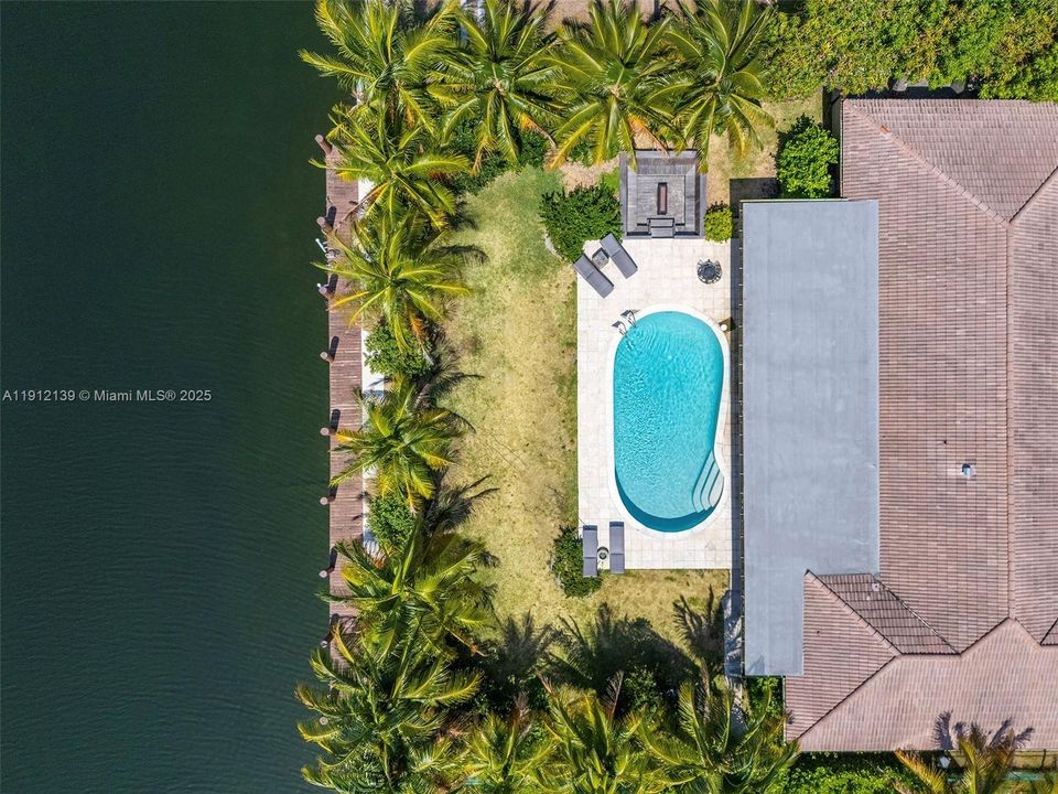 En Renta: $14,900 (4 camas, 2 baños, 2605 Pies cuadrados)