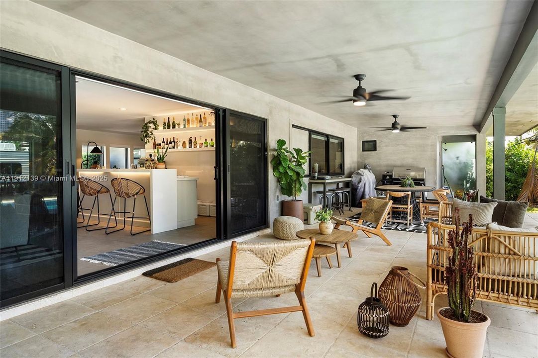 En Renta: $14,900 (4 camas, 2 baños, 2605 Pies cuadrados)