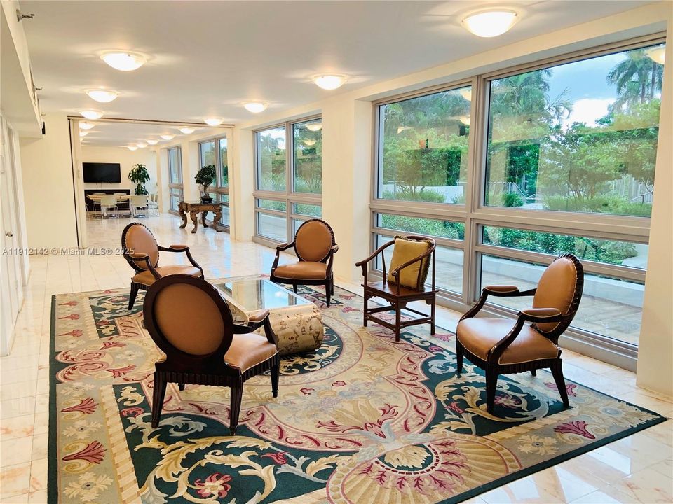 For Sale: $1,125,000 (3 beds, 2 baths, 1869 Square Feet)