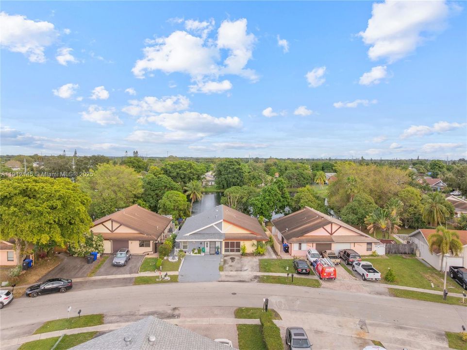 待售: $365,000 (3 贝兹, 2 浴室, 1150 平方英尺)