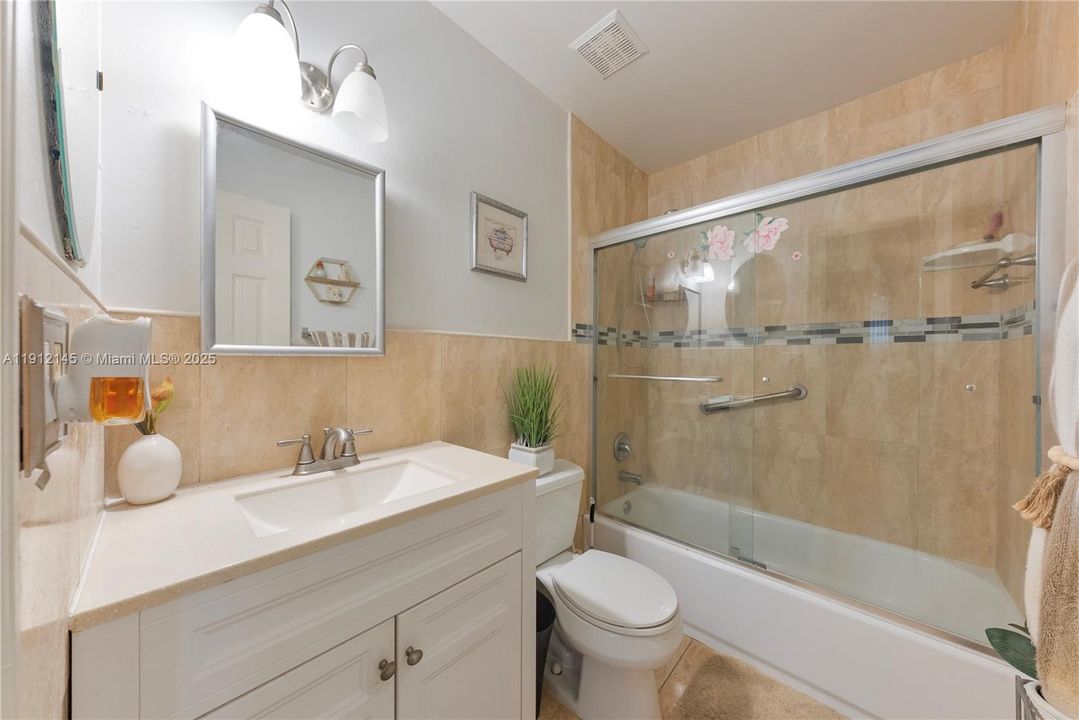 待售: $365,000 (3 贝兹, 2 浴室, 1150 平方英尺)