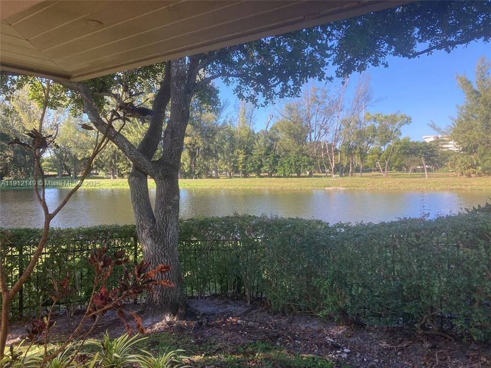 En Venta: $189,000 (2 camas, 2 baños, 1064 Pies cuadrados)