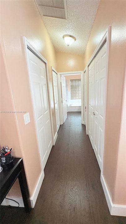 待售: $945,000 (5 贝兹, 2 浴室, 0 平方英尺)