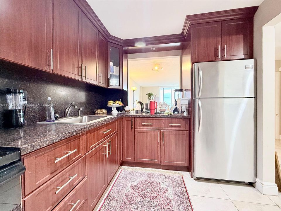 Activo con contrato: $270,000 (1 camas, 1 baños, 760 Pies cuadrados)